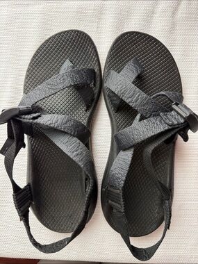 Chaco All-Black Outdoor Strappy Sport Sandals